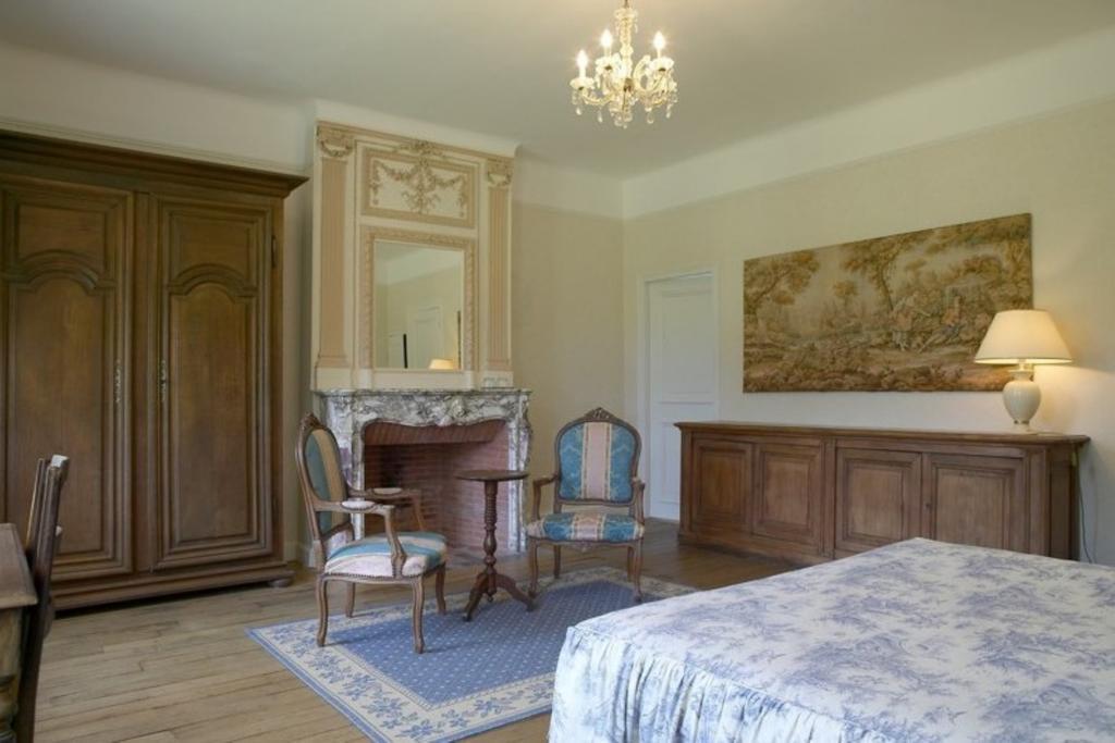 Chateau De Behen Room photo
