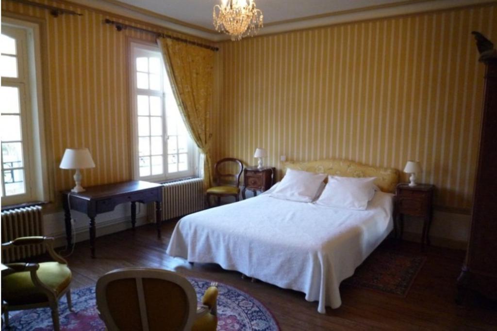 Chateau De Behen Room photo